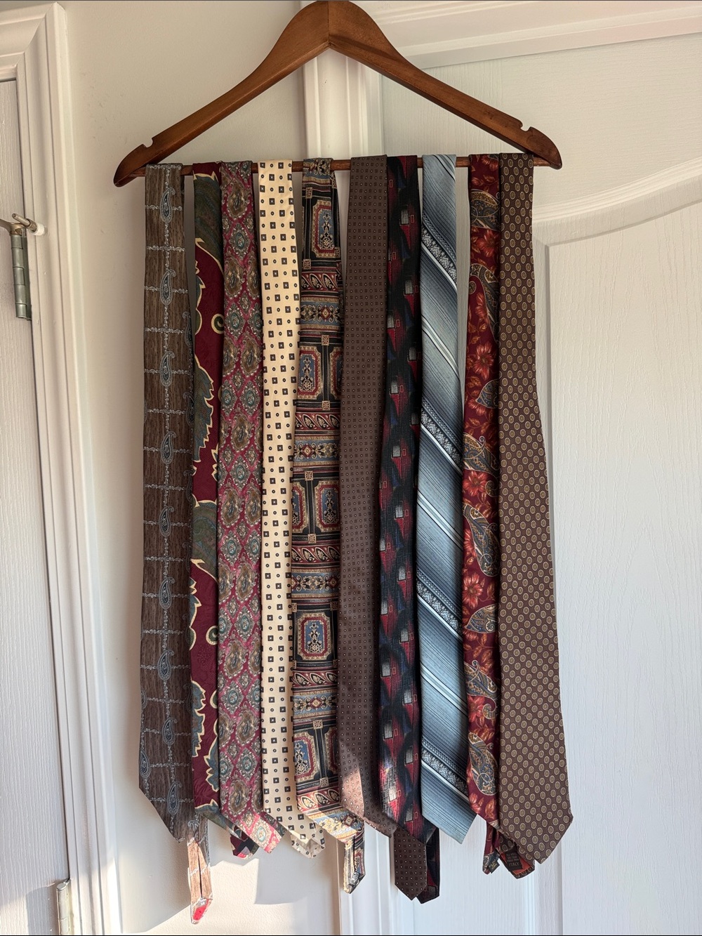 Classic vintage Mixed ties Set of 10 in Brown, Burgundy, Blue, silk material